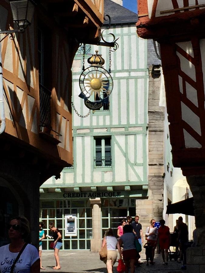 Henri& Henriette Le Studiolo D'Henri Lägenhet Vannes Exteriör bild